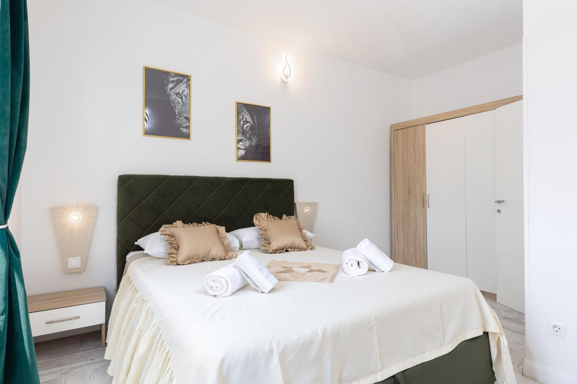 Lions Suites Split Luaran gambar